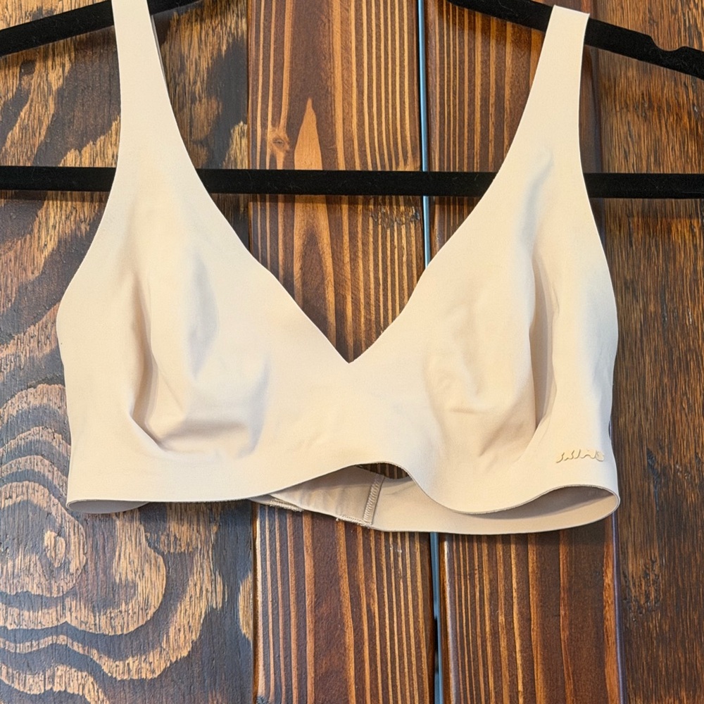Skims plunge bra